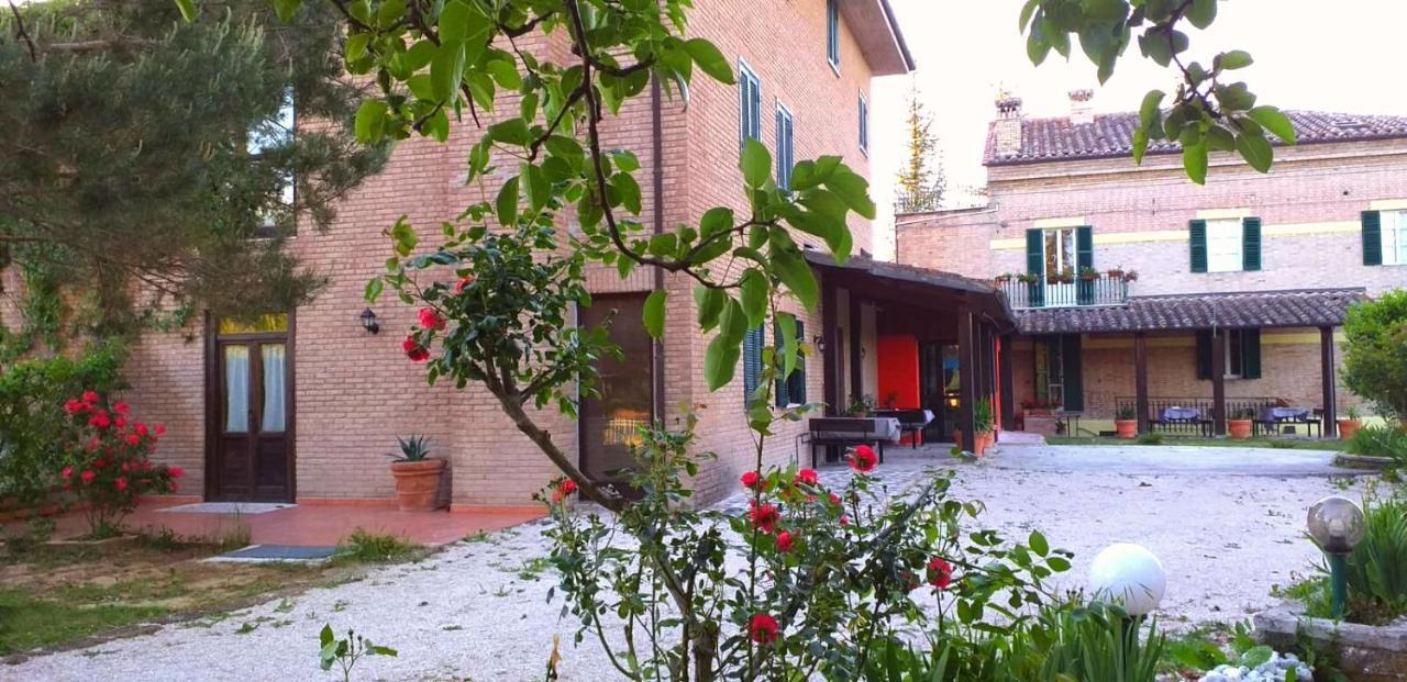 Hotel B&B Resort Fonte La Castellana Sarnano Zewnętrze zdjęcie